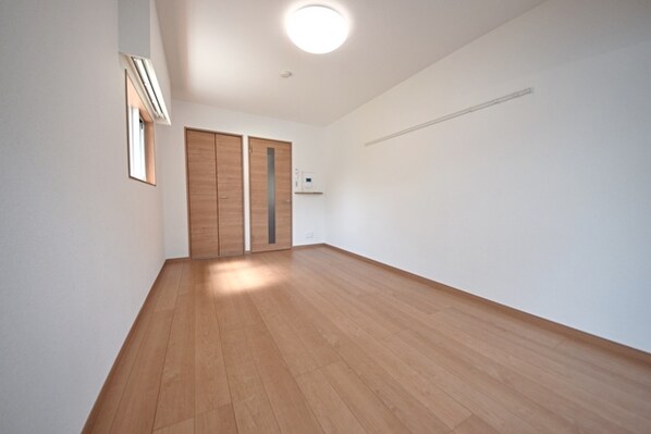 グランフォース谷在家の物件内観写真